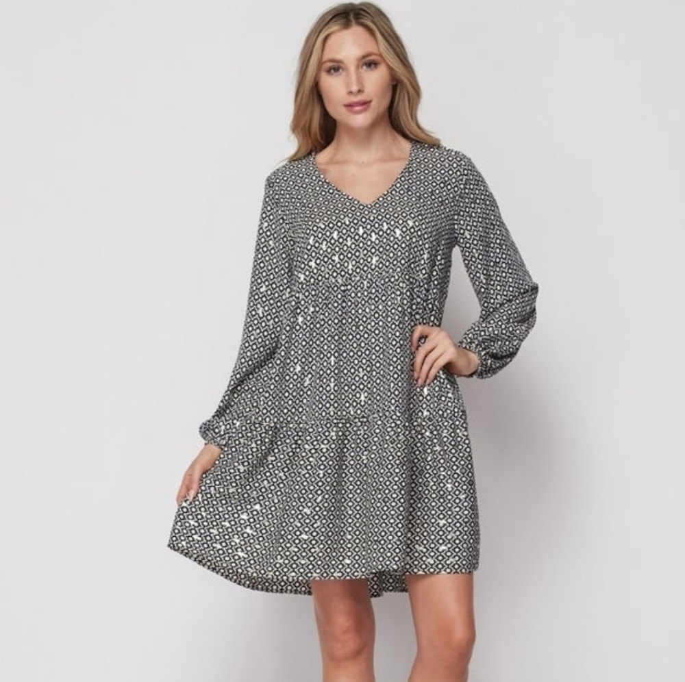 Honeyme Monochrome Geometric Long Sleeve Dress
